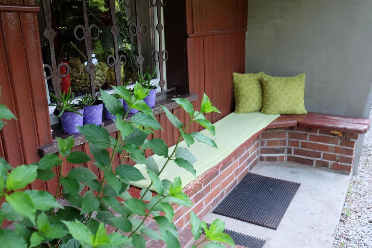 Willa Pod Aniolem - Pokoje Goscinne & Apartamenty Z Widokiem Na Gory Szczyrk Ngoại thất bức ảnh