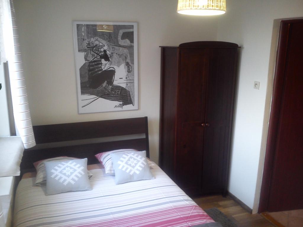 Willa Pod Aniolem - Pokoje Goscinne & Apartamenty Z Widokiem Na Gory Szczyrk Ngoại thất bức ảnh