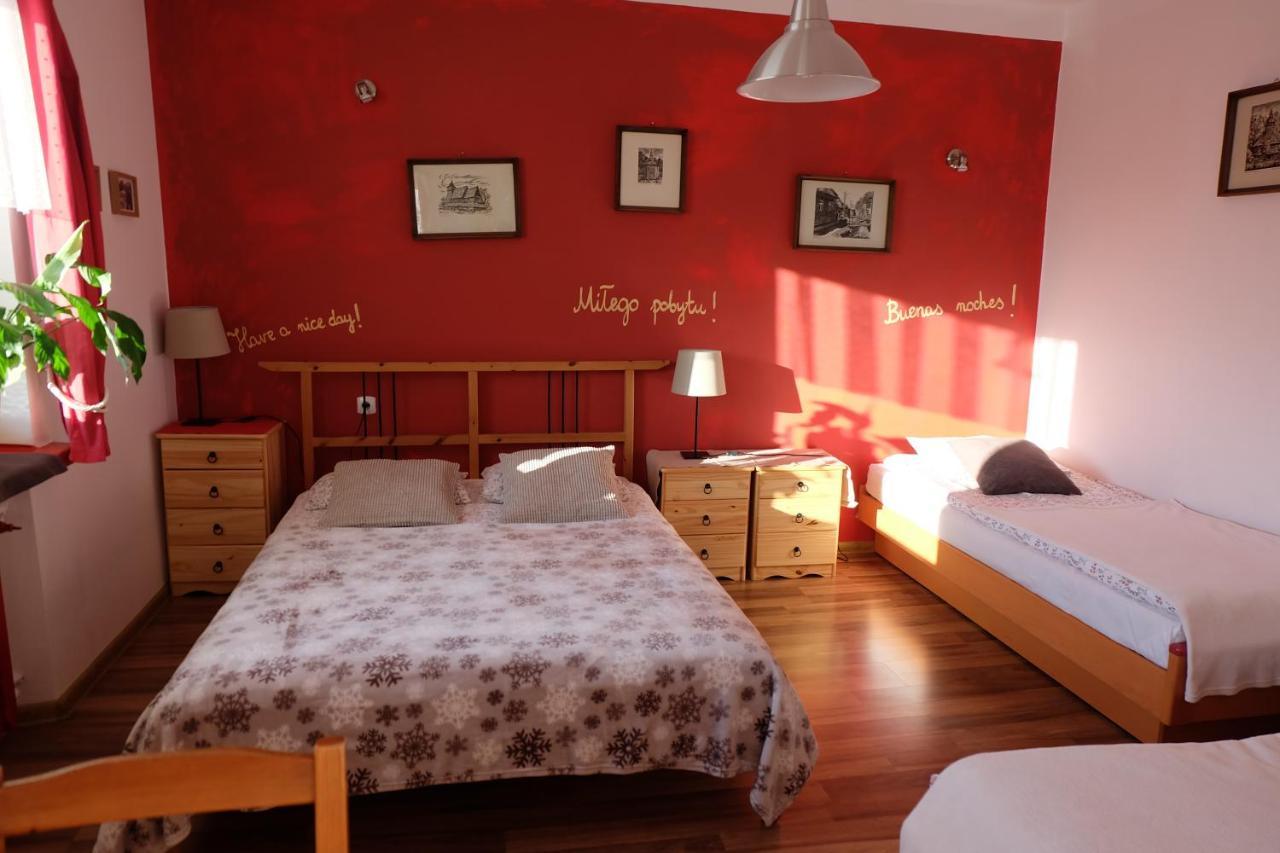 Willa Pod Aniolem - Pokoje Goscinne & Apartamenty Z Widokiem Na Gory Szczyrk Ngoại thất bức ảnh